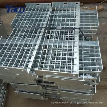 Grade de aço 30x3 comercial galvanizada